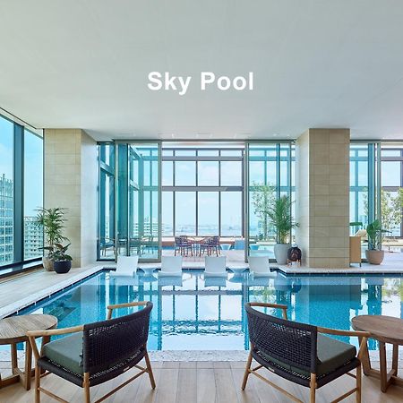 Mitsui Garden Hotel Yokohama Minatomirai Premier Dış mekan fotoğraf Sky Pool